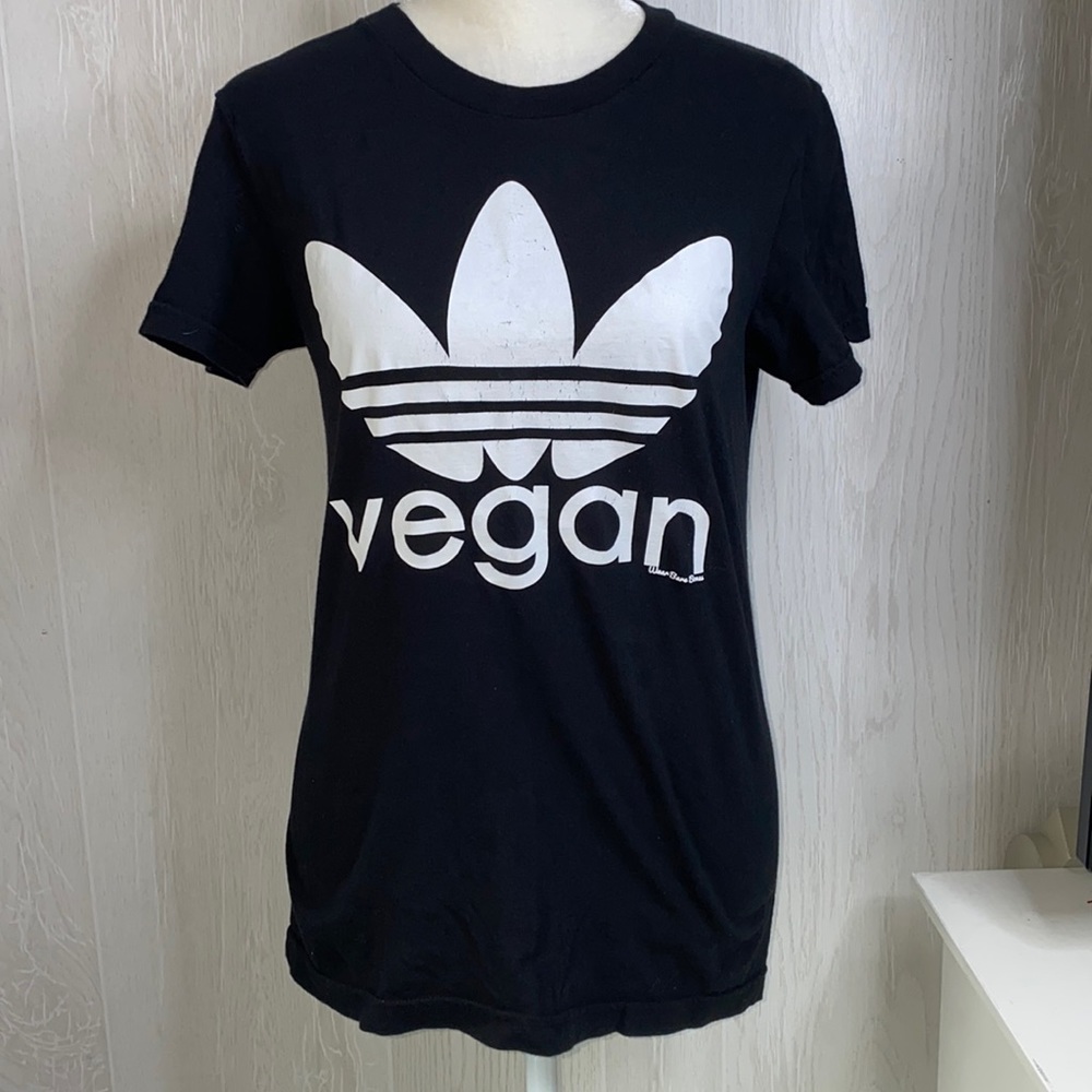 American Apparel•Vegan•V-neck T-Shirt•Size M